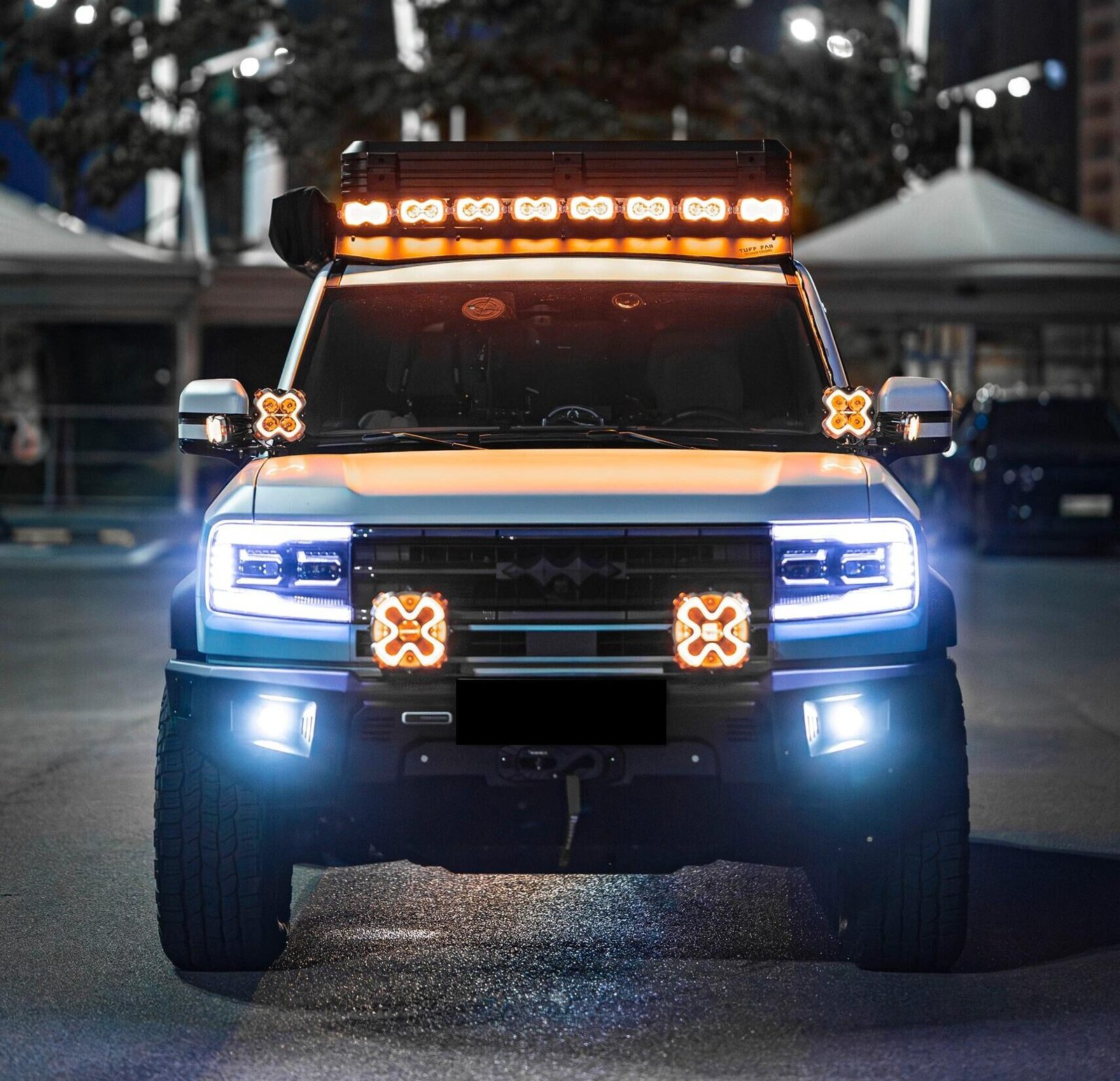 Dual Scene for Urban & Off-Road: Personalized Lighting Modification Case for Light Off-Road SUV